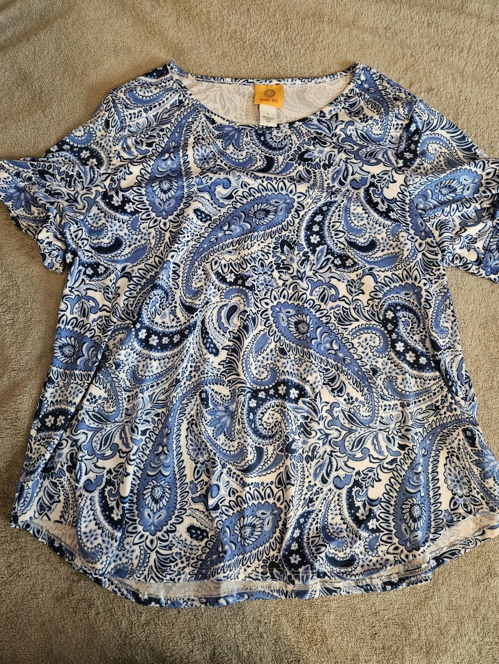 Ruby Rd. Blue and White Paisley Short Sleeve Top L